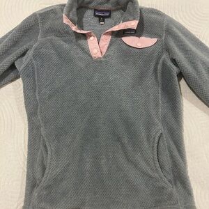 Patagonia Gray 1/4-zip pullover with Pink Trim